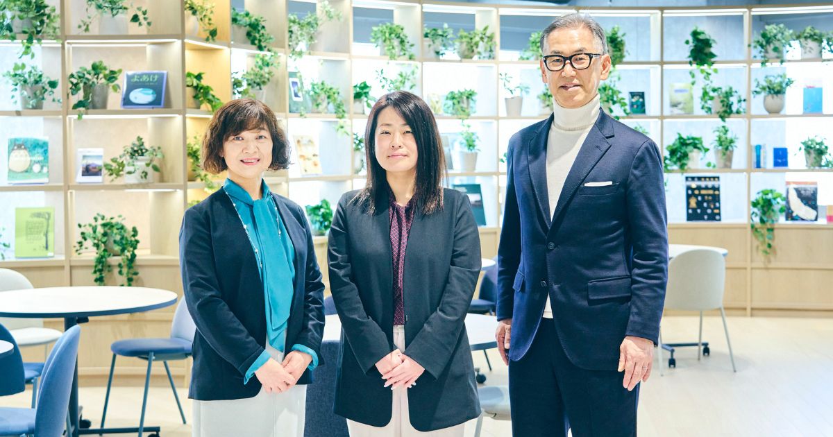 画像を説明するテキストなくても可