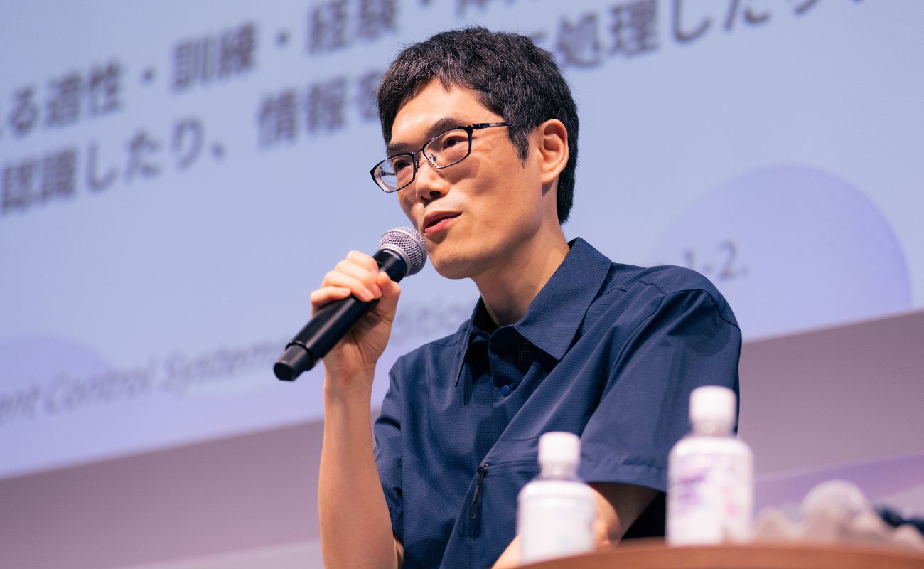 青木康晴