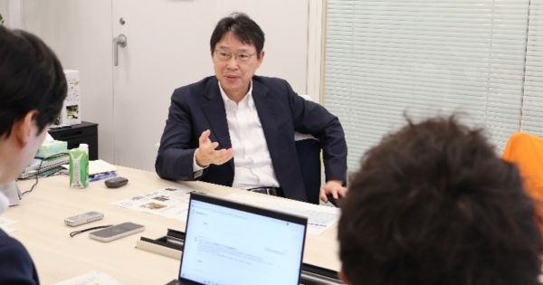 画像を説明するテキストなくても可