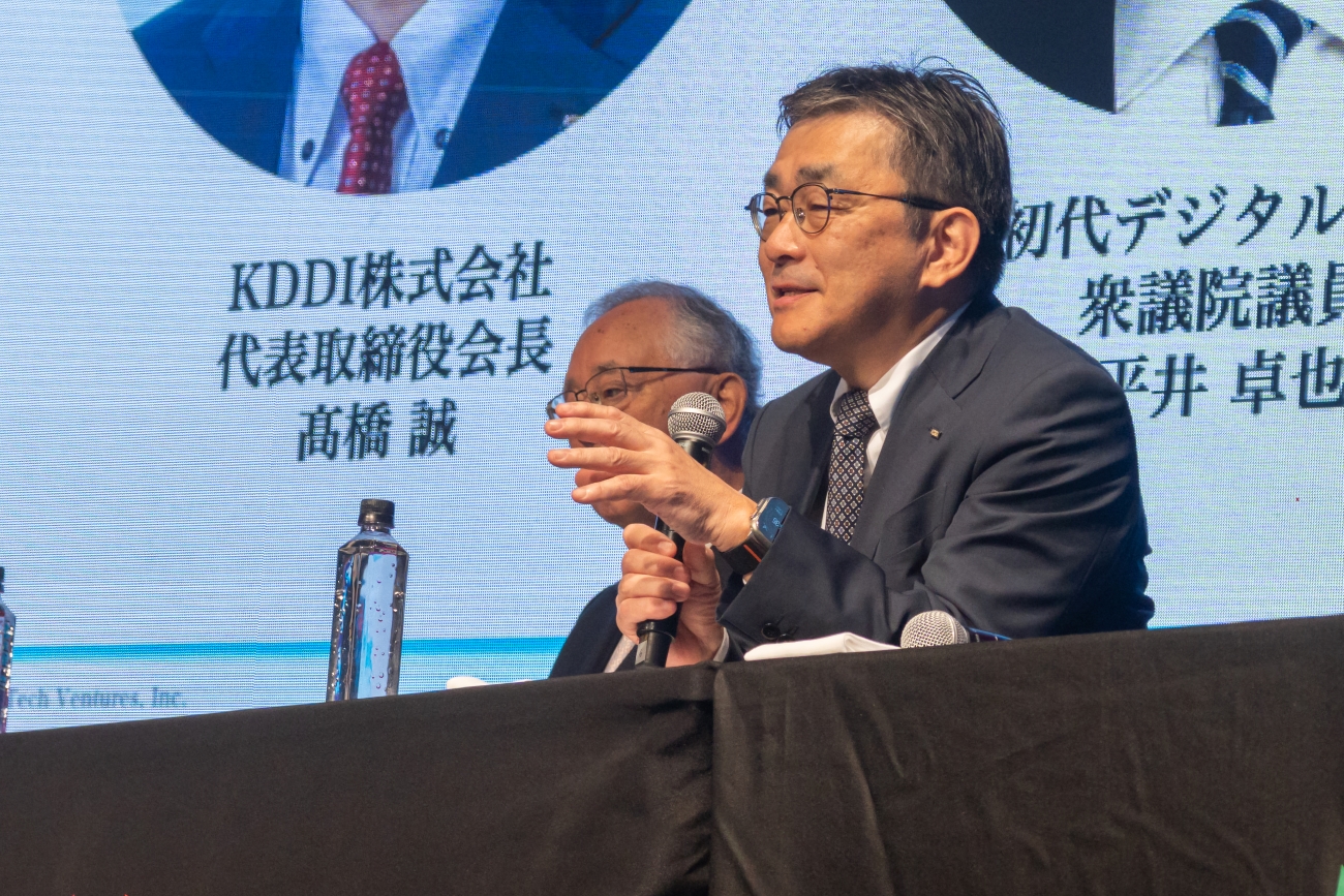 KDDI株式会社 代表取締役会長 髙橋誠氏