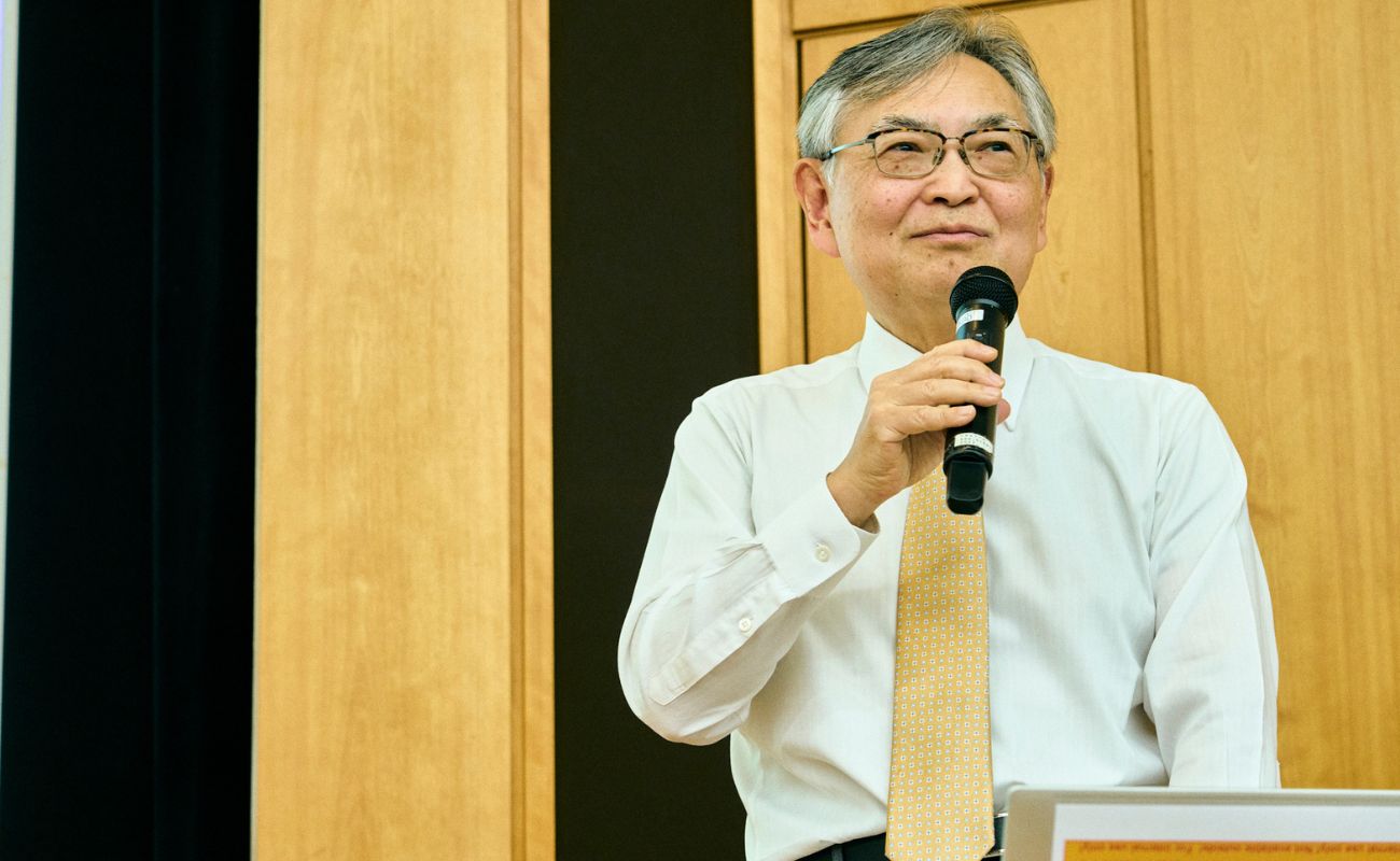 画像を説明するテキストなくても可