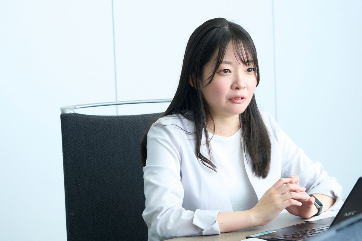 画像を説明するテキストなくても可